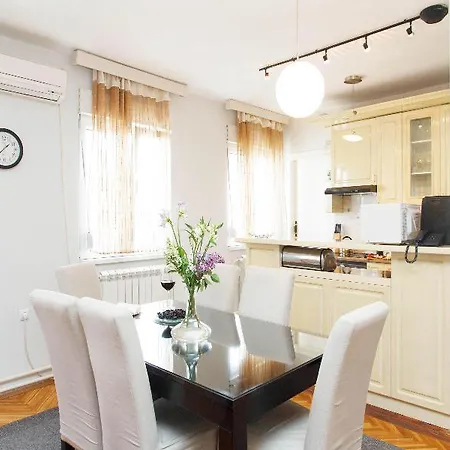 Hip & Spacious Appartamento